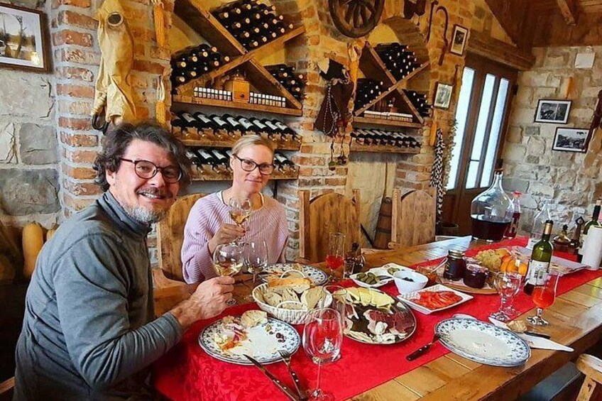 Private Authentic Family Home Local Lunch from Farm From Split 1