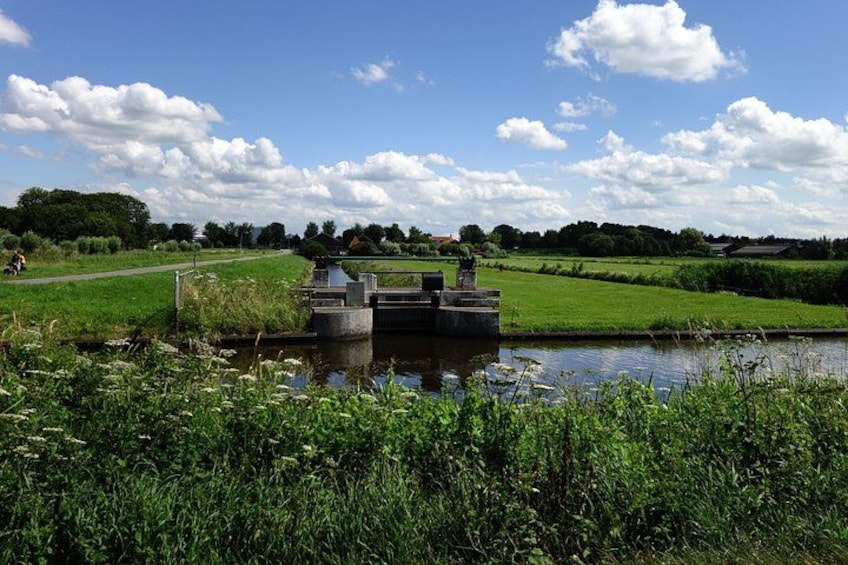 Countryside Bike Tour from Amsterdam: Cheese, Clogs & a Windmill 4