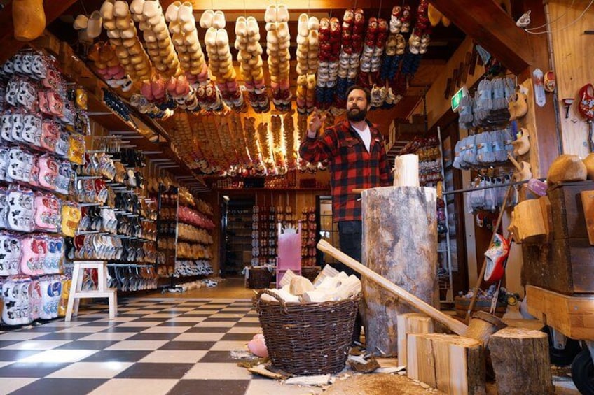 Countryside Bike Tour from Amsterdam: Cheese, Clogs & a Windmill 1