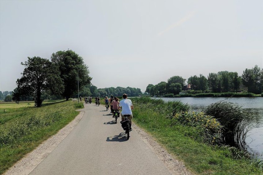 Countryside Bike Tour from Amsterdam: Cheese, Clogs & a Windmill 2