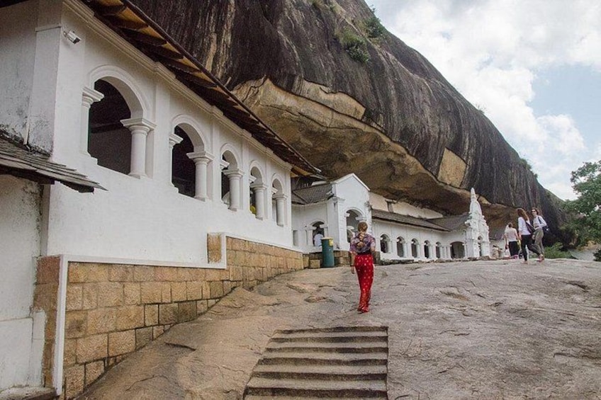 Dambulla Rock Cave Temple 3