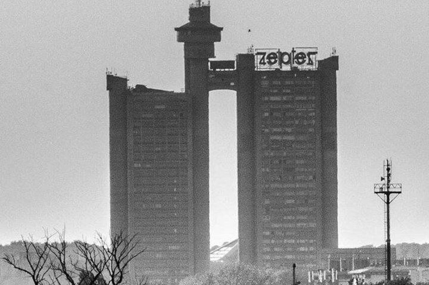 Genex Tower (1979), the favorite insta shot of brutalism in Belgrade. Intriguing story of YU economy between East and West. 4