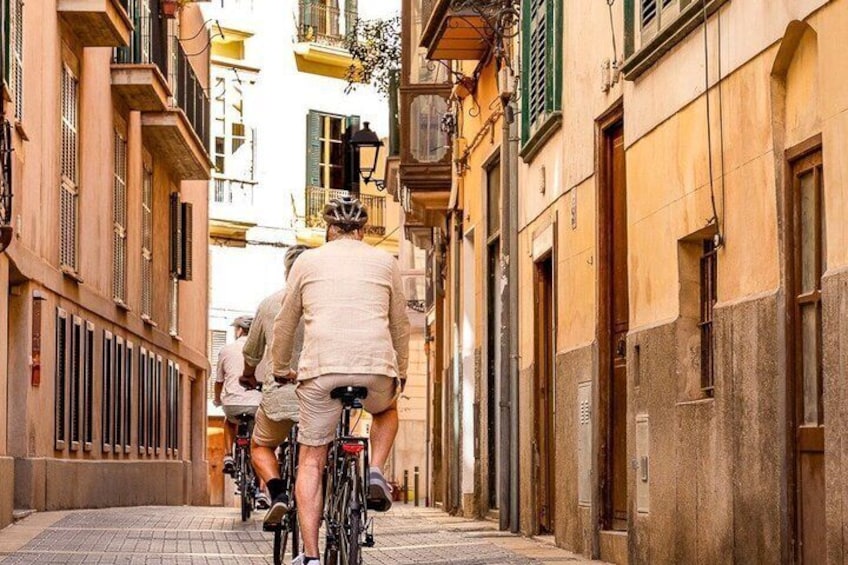 Palma de Mallorca Bike Tour with tapas 3