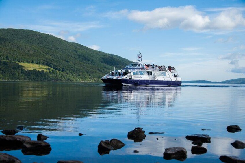 Loch Ness and Caledonian Canal 2-Hour Cruise from Dochgarroch 1