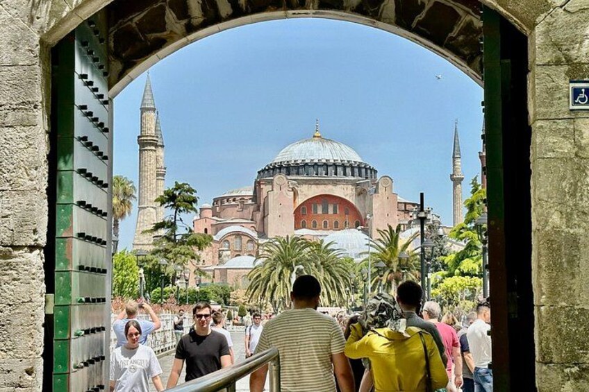 Istanbul Old City: Basilica Cistern - Blue Mosque - Grand Bazaar 5