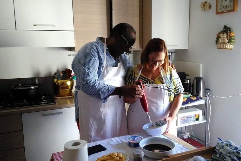 Pizza cooking class in a true pizzeria in the heart of Verona 2