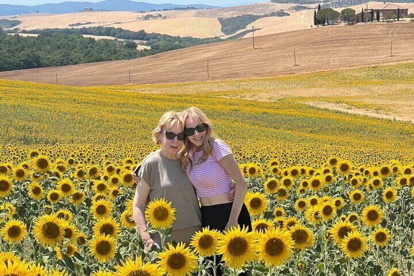 Take a picture on your Montepulciano wine tour