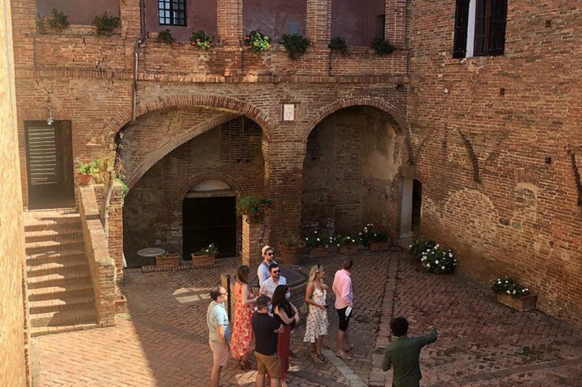 Tour of the castle before you lunch with a a view! 3