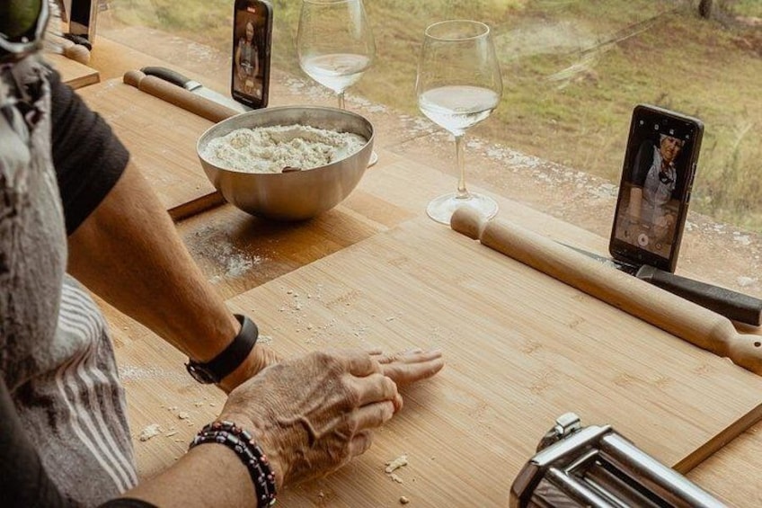 Call your friends or family telling you are cooking in Tuscany 2