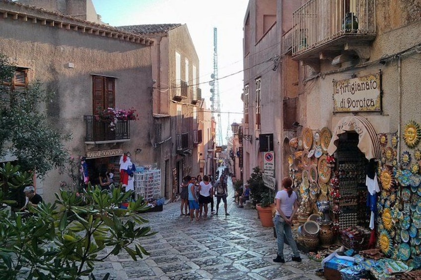 Erice street 2