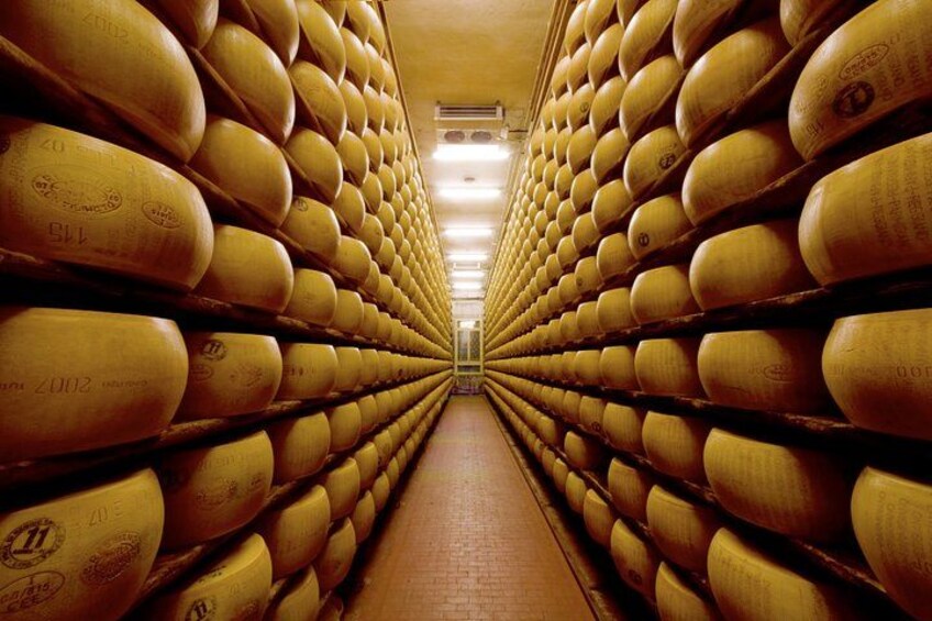 Taste amazing Parmesan cheese on this tour 1