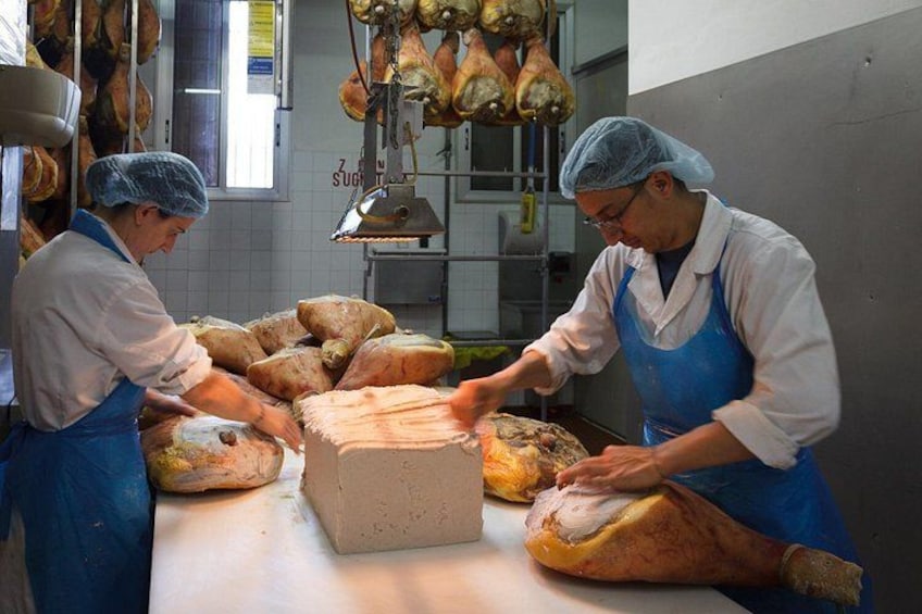 Prosciutto di Parma making 4