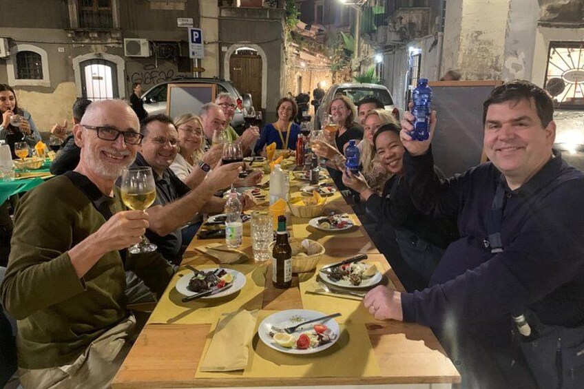 Enjoy the Catanese grill at a local bistrot 3