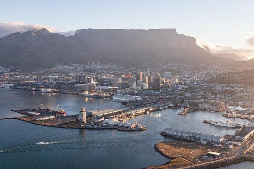 Cape Town City Center Helicopter Tour with Champagne 1