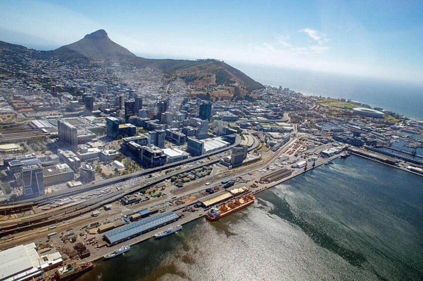 Cape Town City Center Helicopter Tour with Champagne 5