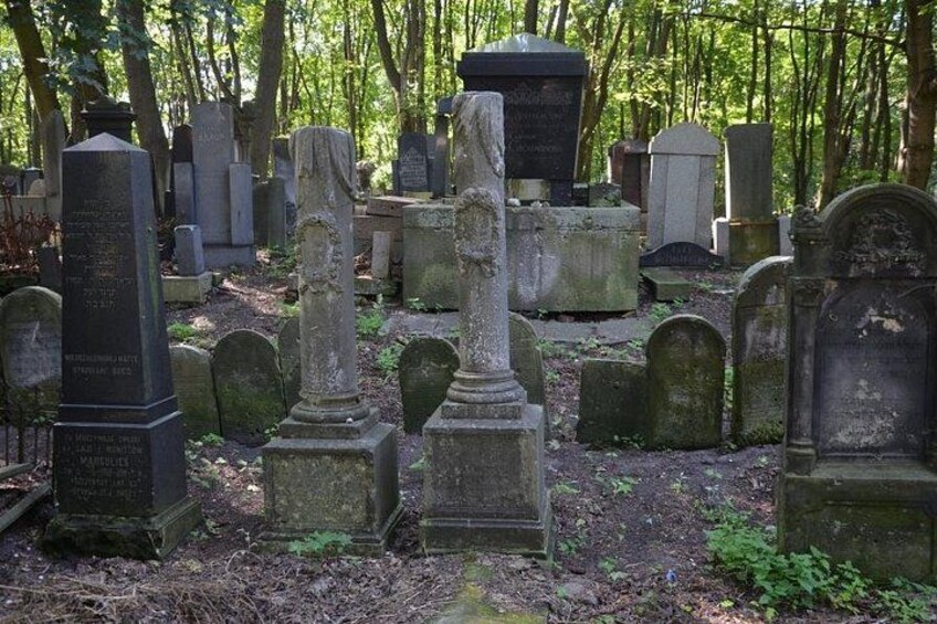 Private Tour: Warsaw's Jewish Heritage by Retro Fiat 5