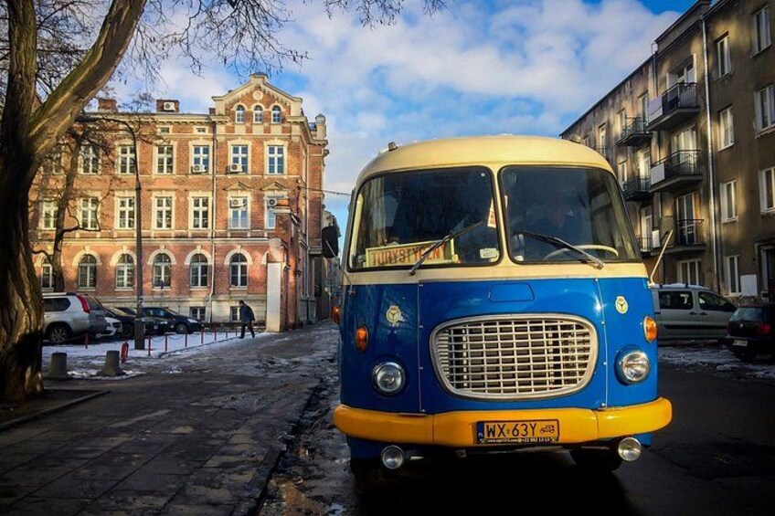"Cucumber" bus in Praga district 2