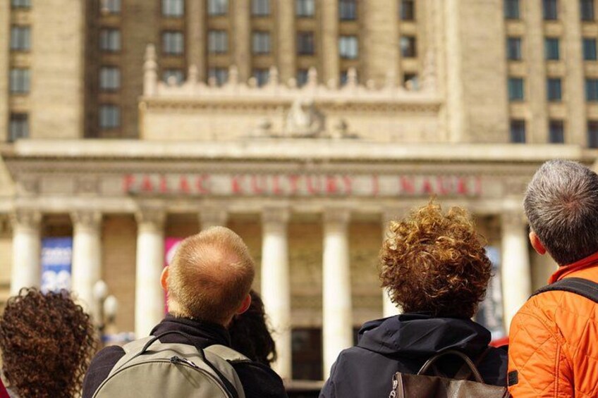 Tourists under the Palace of Culture and Science 2