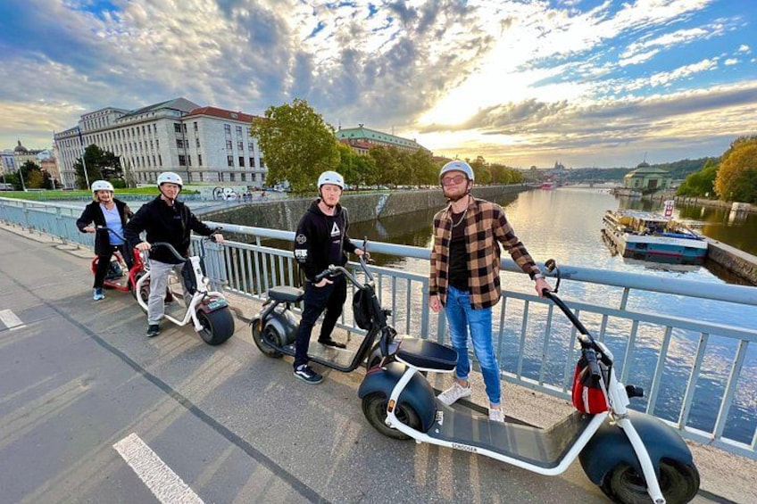 Riverside bike path 5