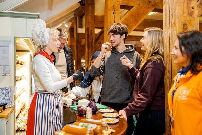Cruise Terminal Amsterdam: Guided Tour Zaanse Schans and Cheese 1