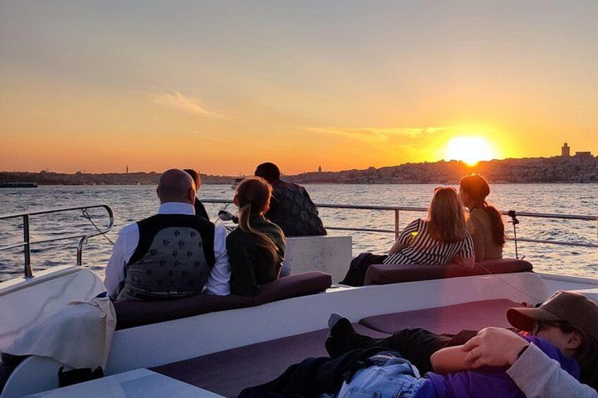 Bosphorus Sunset Cruise 2