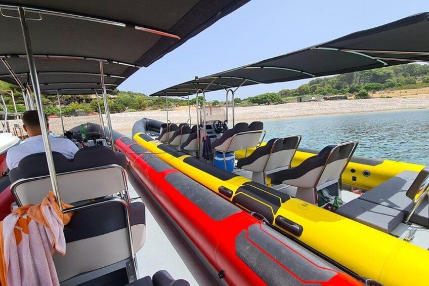 Porat bay on island Bisevo, Blue cave 5 islands tour 4