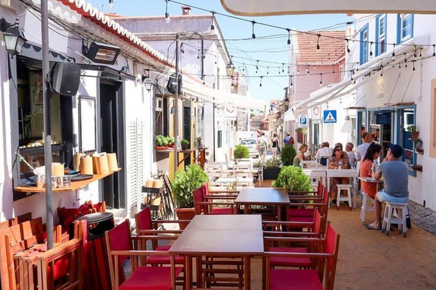 Have lunch in Cascais and enjoy the Portuguese typical food 2