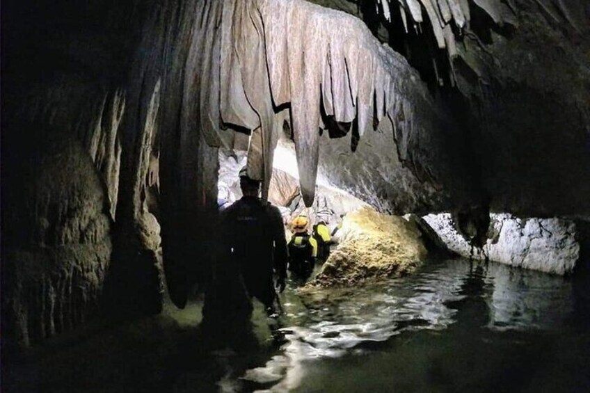 Small-Group Cova de Coloms Sea Caving Tour in Mallorca