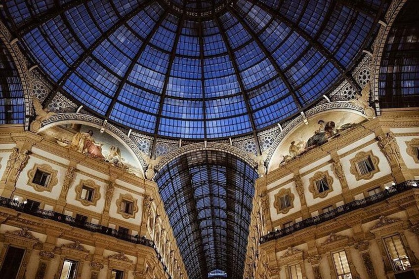 MILAN PRIVATE WALKING TOUR BY NIGHT: AMAZING MILAN - 2 h 1