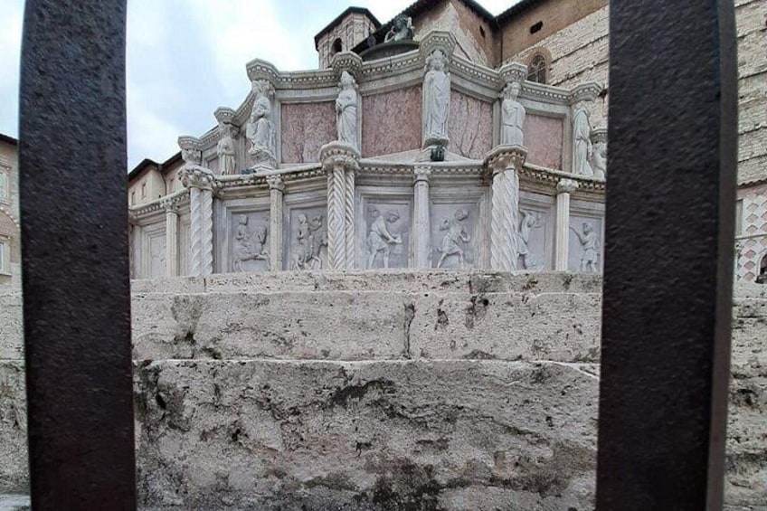 Perugia Private Walking Tour with licensed guide 4