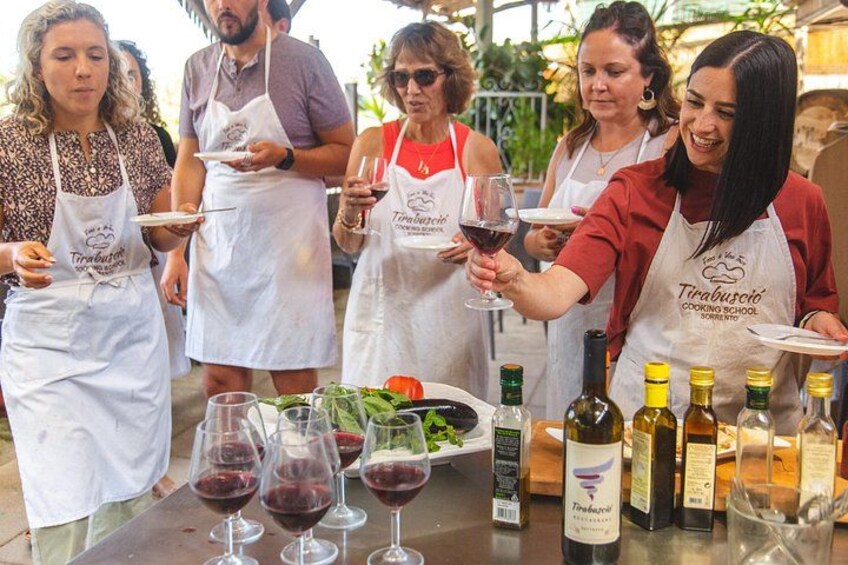 Toss, Bake, Cheers! - Sorrento Pizza Making Class with Wine 4