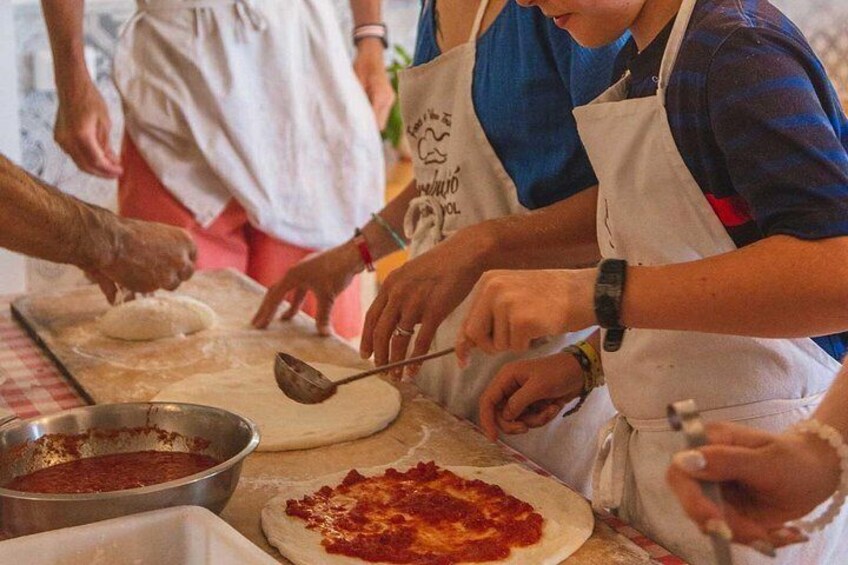 Toss, Bake, Cheers! - Sorrento Pizza Making Class with Wine 2