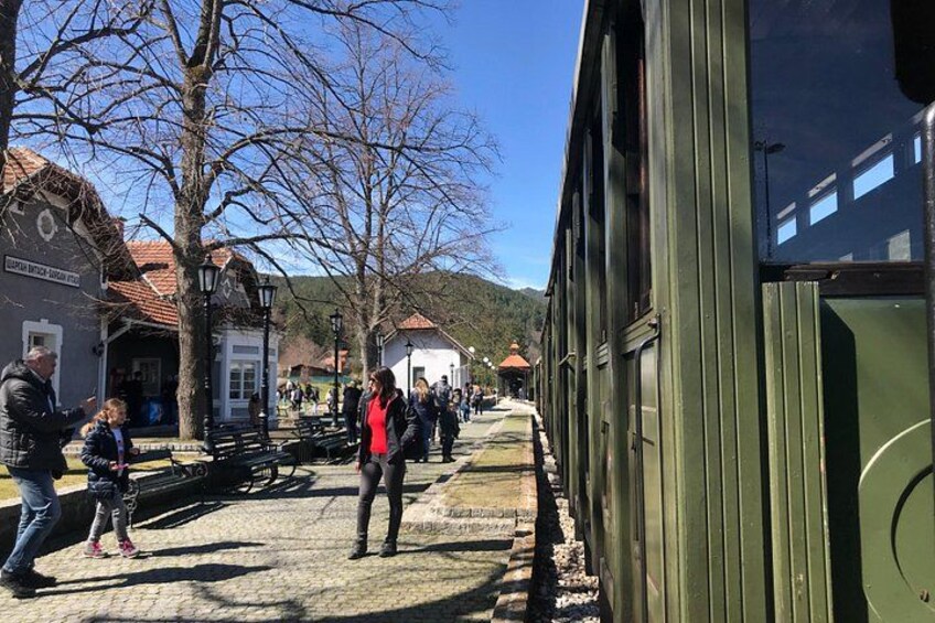 Train stop 4