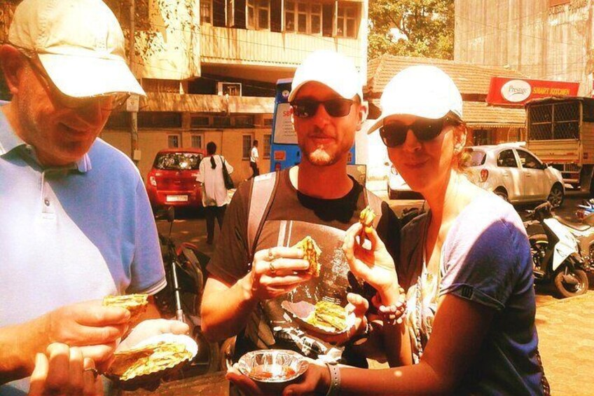 Food Walk Tour Pune (2 Hours Guided Food Tasting Walk)