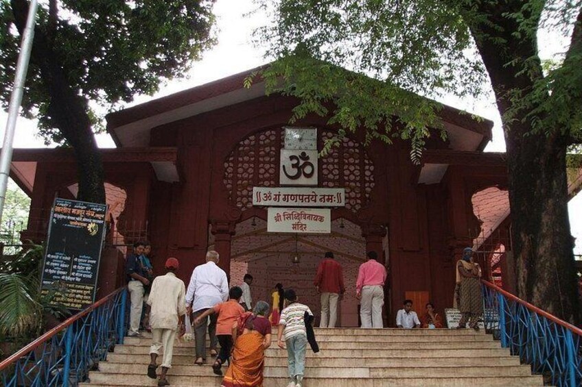 Guided Highlights of Pune Car Tour with a local (4 Hrs Sightseeing in AC Car) 2