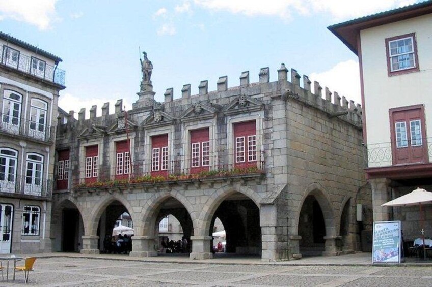 From Porto: Braga & Guimarães Full-Day Tour with Lunch 2