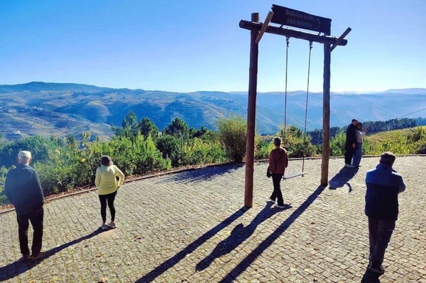 Photo Stop at a viewpoint 5