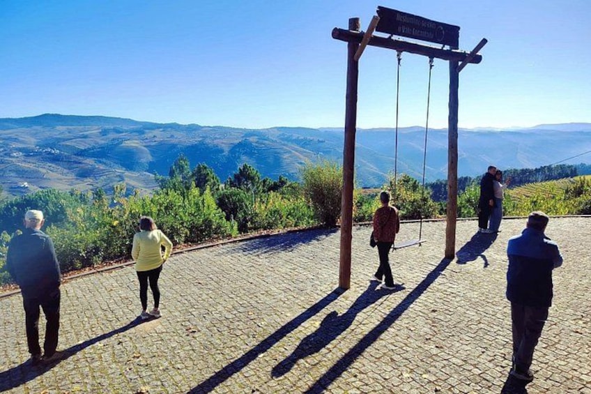 Photo Stop at a viewpoint 3