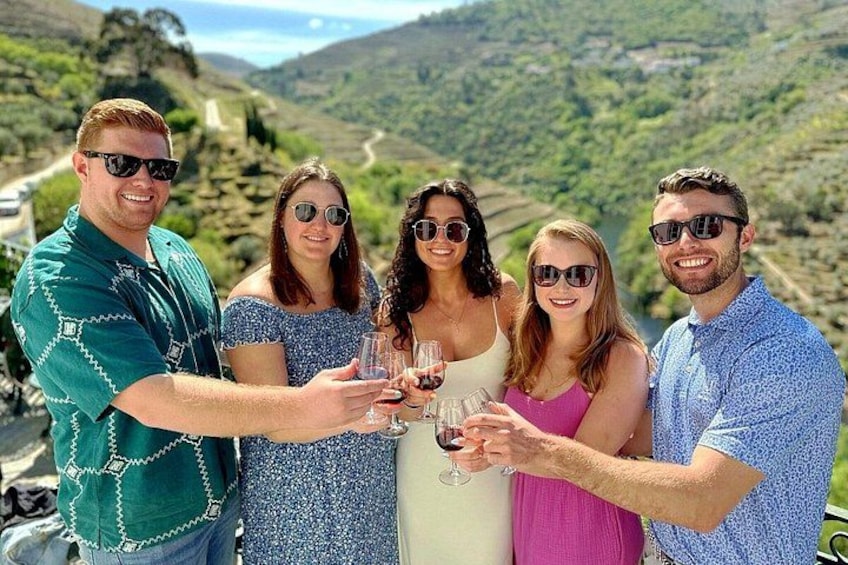 Douro Valley Small-Group Wine Tour: 2 Wineries, Cruise & Lunch 4