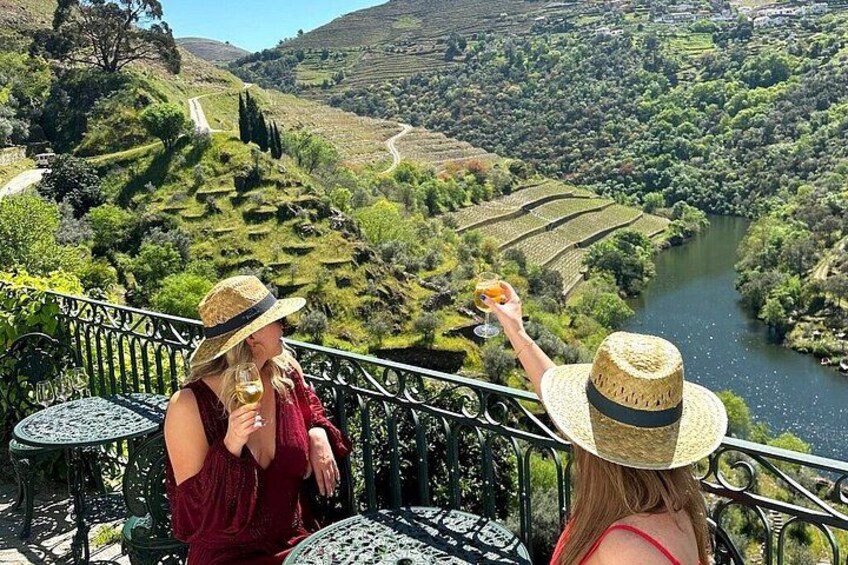 Small-Group Douro Valley Tour: 3 Wineries & Winery Lunch 1