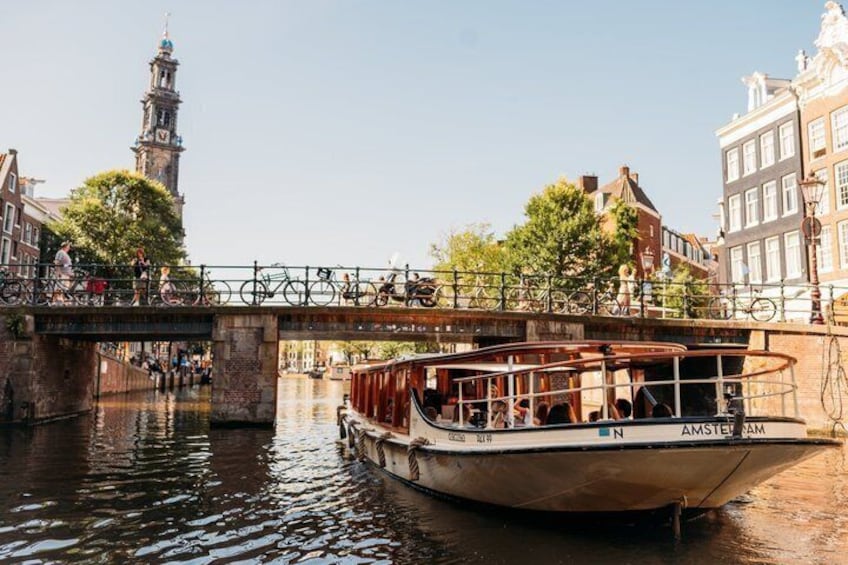 Amsterdam Classic Saloon Boat Cruise with Drinks and Cheese 3