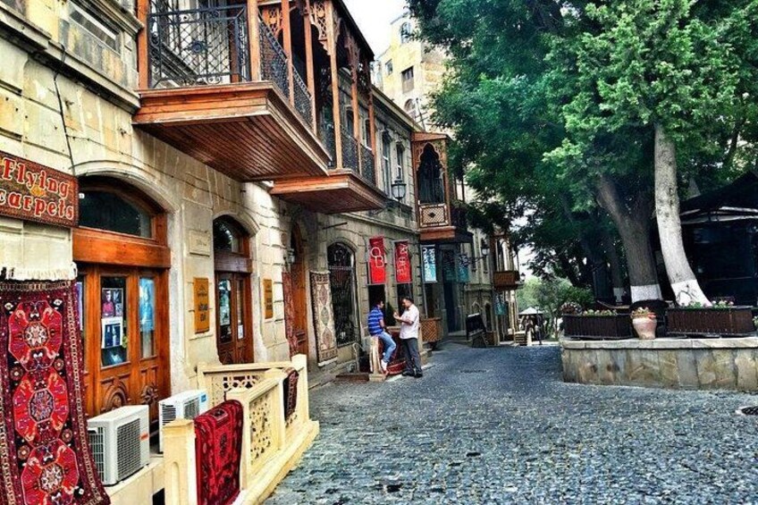 City Tour in Baku 3