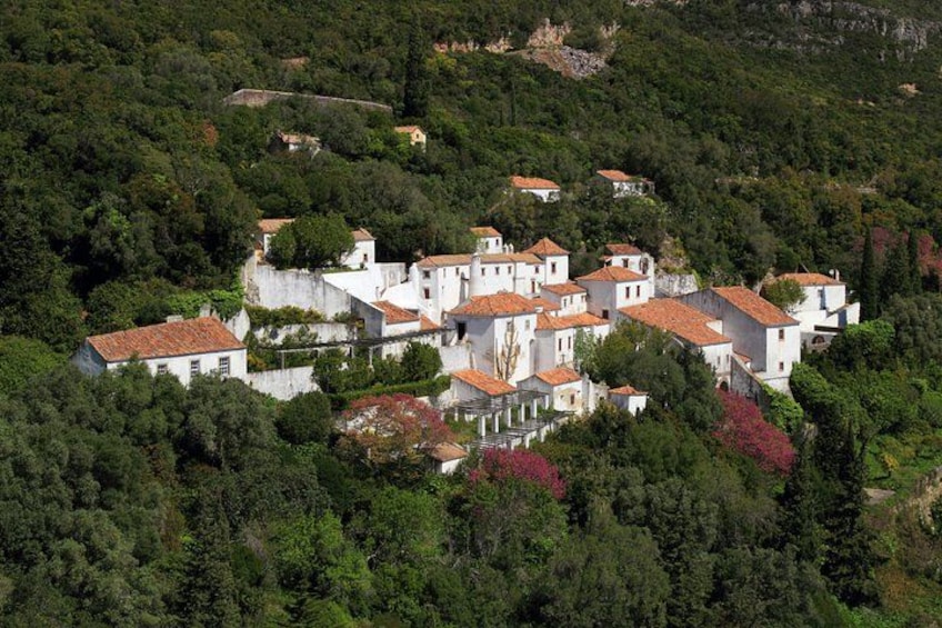 The Convento da Arrabida (Arrabida Monastery) was founded in 1542 5