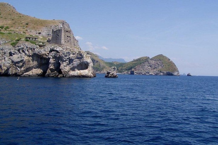 Amalfi Coast Small-Group Boat Tour from Sorrento or Positano 4