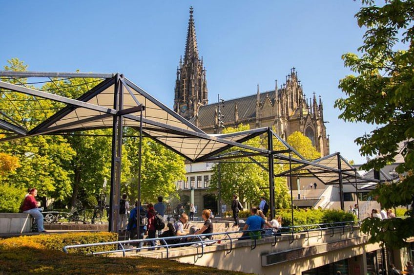 1 Hour express walk of Basel with a Local 2