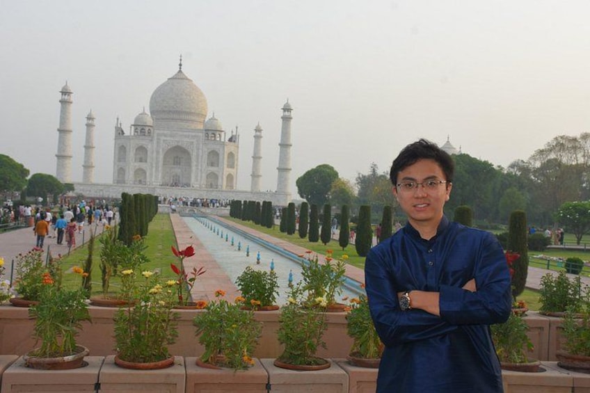 All Inclusive Day Trip to Taj Mahal, Agra Fort and Baby Taj from Delhi by Car 4