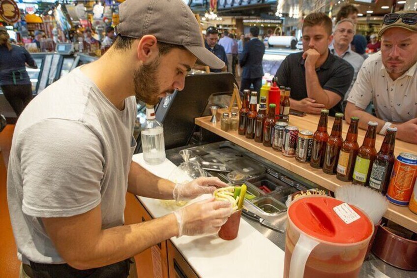 Milwaukee Food Tour with 5 Local Favorites Tastings & Secret Dish 1