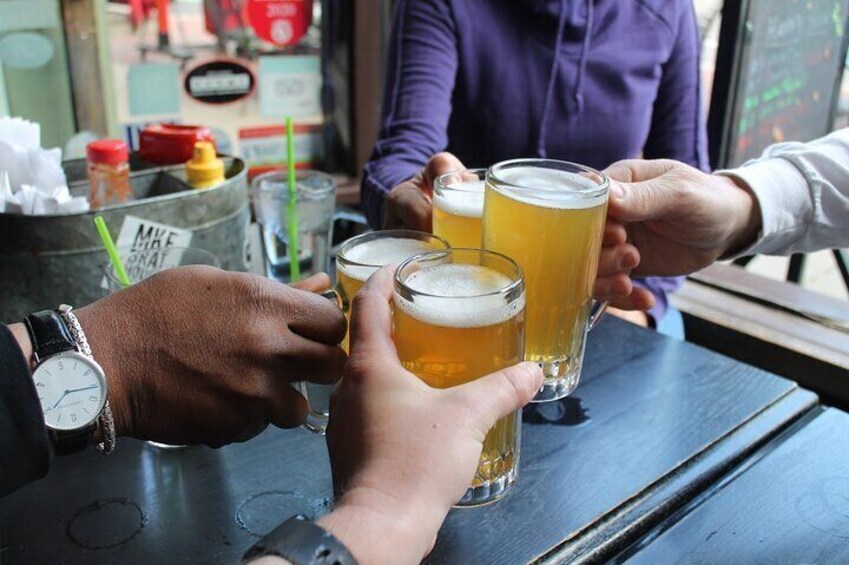 Milwaukee Food Tour with 5 Local Favorites Tastings & Secret Dish 1