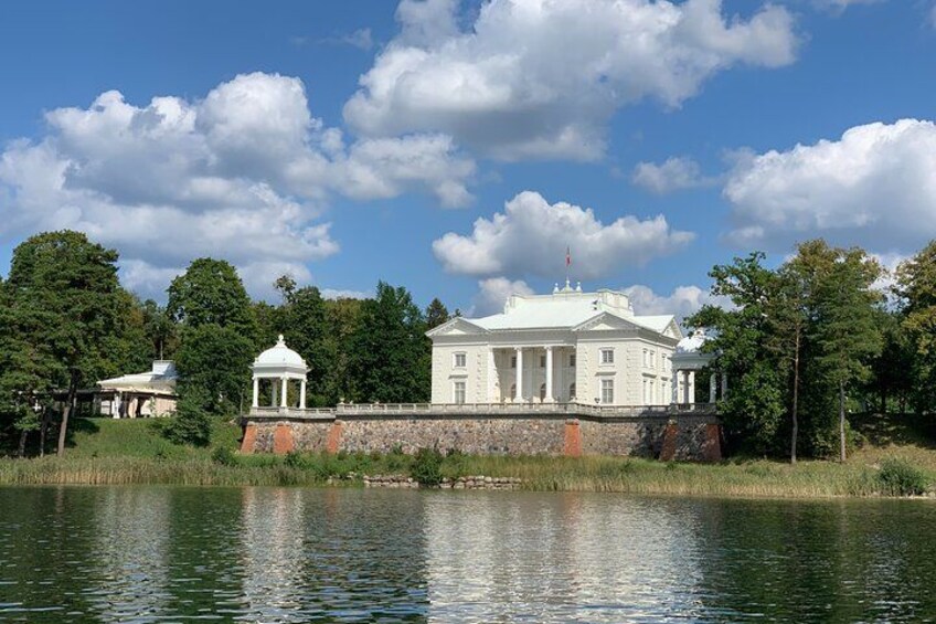 Tour out of Vilnius: Paneriai holocaust park, Trakai, Kaunas 4