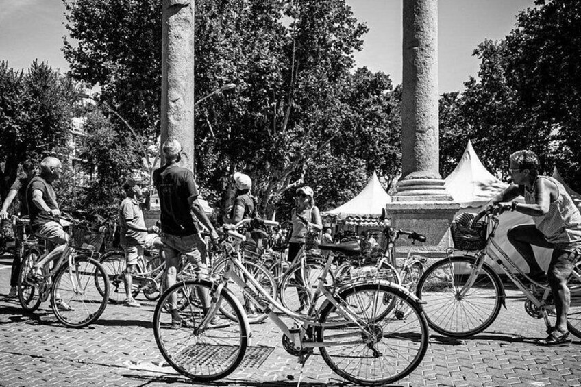 Best of Seville Bike Tour: Top Sights & Hidden Gems 5